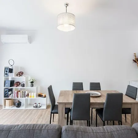 公寓 Lovelystay - Design Riverview City Centre *